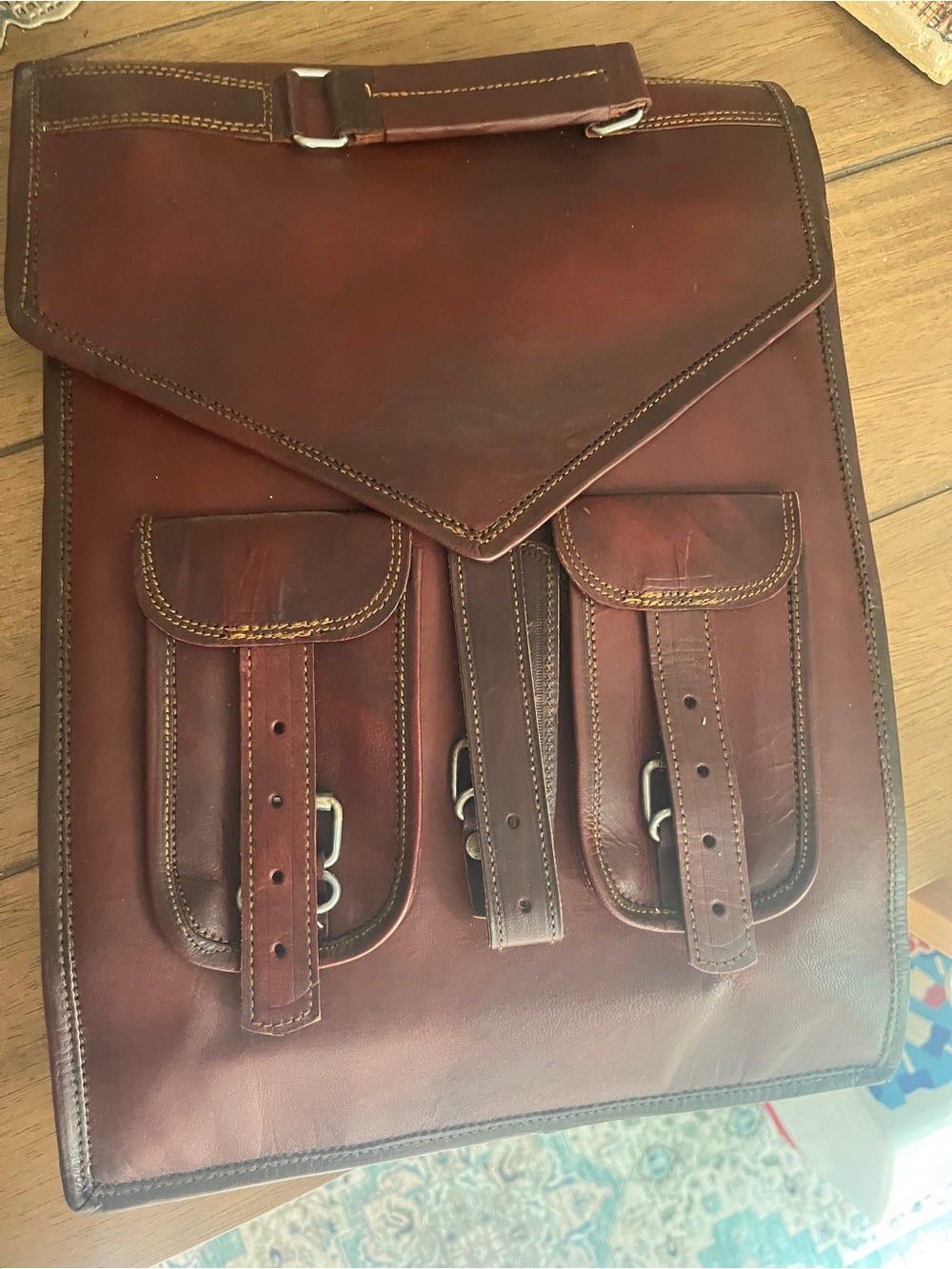 Classic Men's Leather Messenger Bag in Rich Mahogany